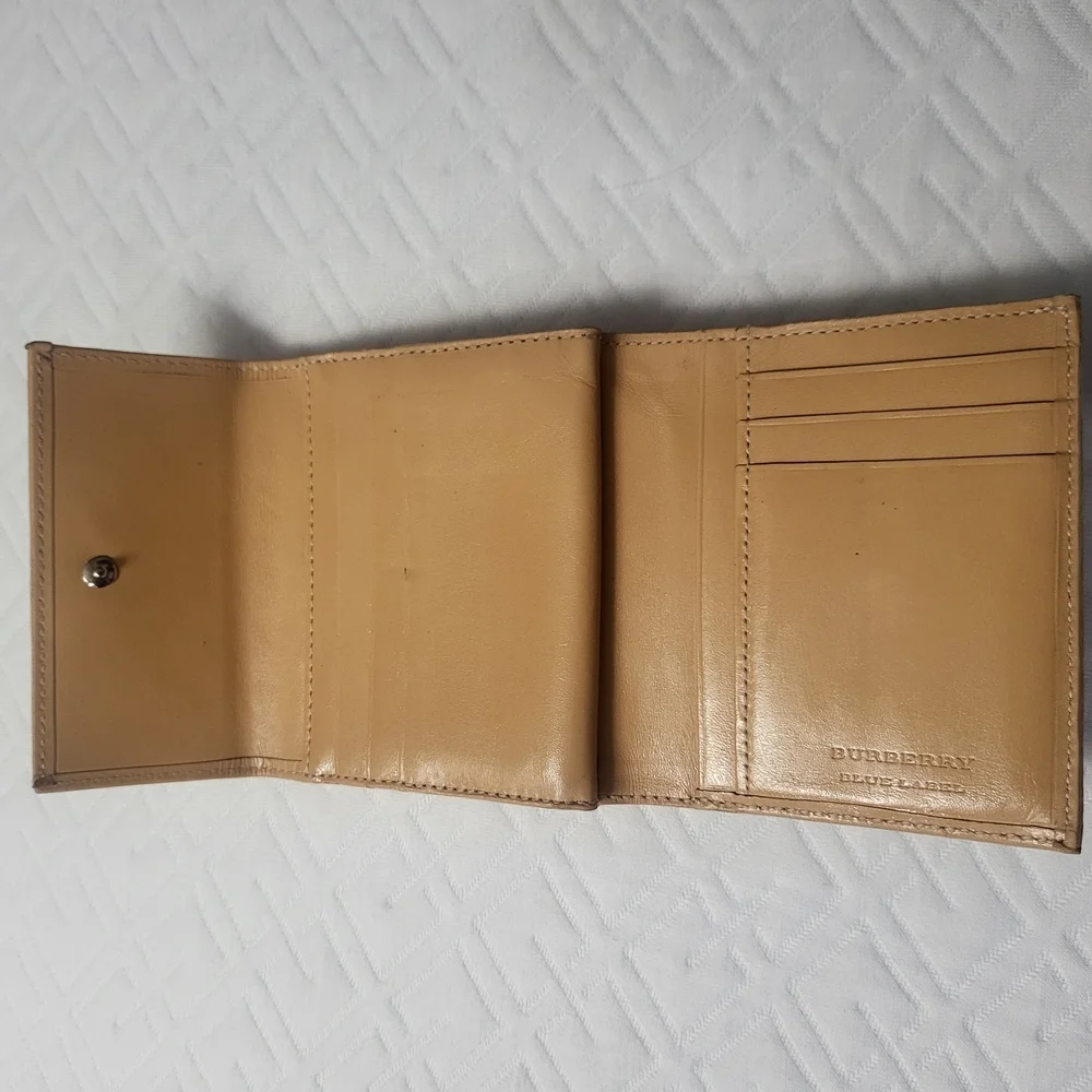 Burberry Beige and Brown Check Wallet - Picture 3 of 9